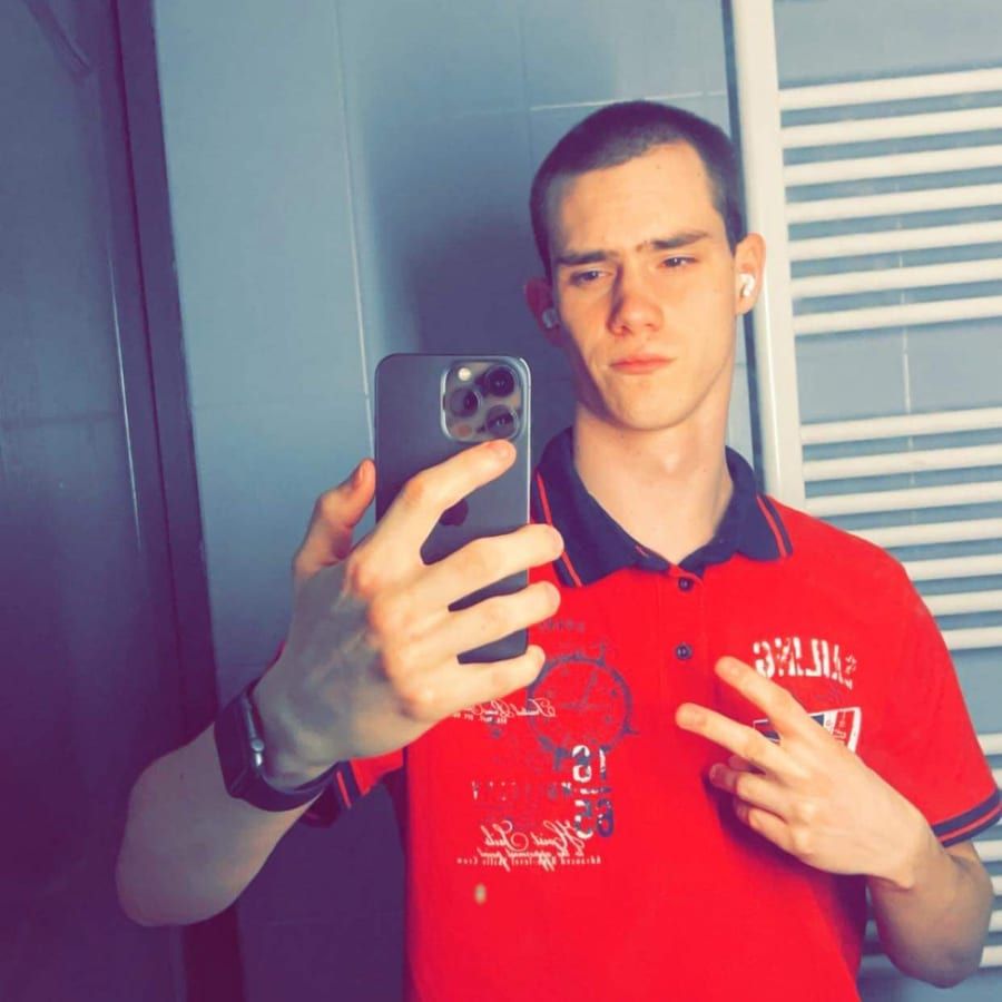 Profile of Brady, 27, Sex friend in Lee's Summit (Missouri)