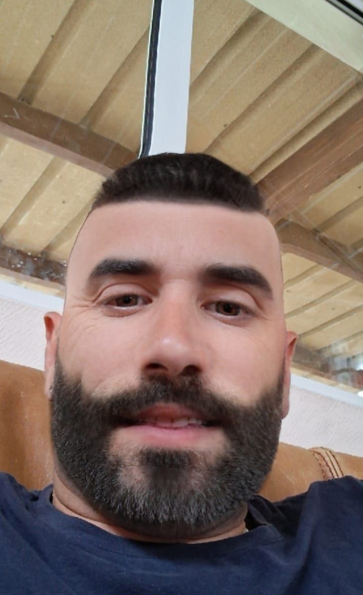 Pedro - Sex friend in Ozark Profile of Pedro, 39, Sex friend in Ozark (Missouri)