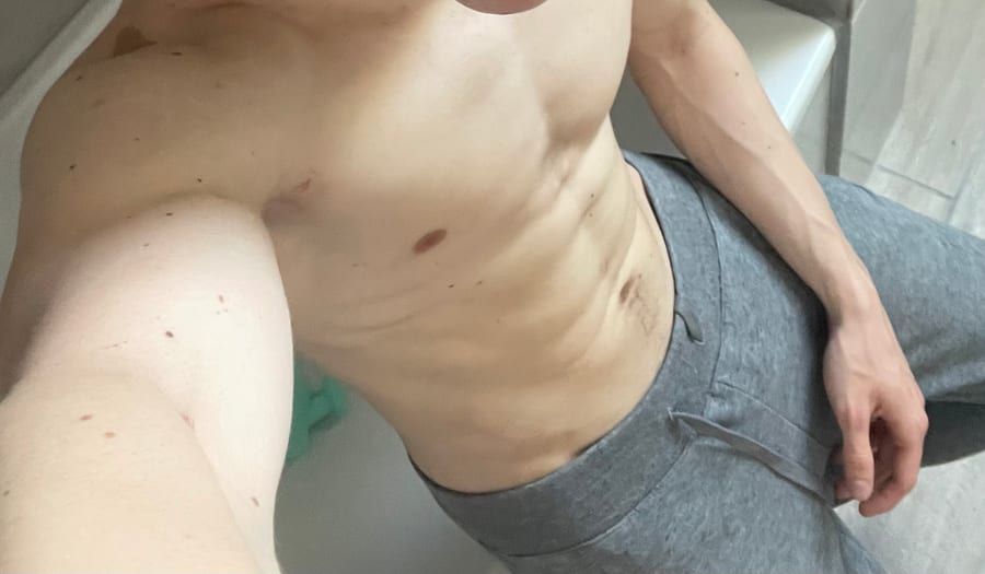Clint - Sex friend in Pooler Profile of Clint, 23, Sex friend in Pooler (Georgia)