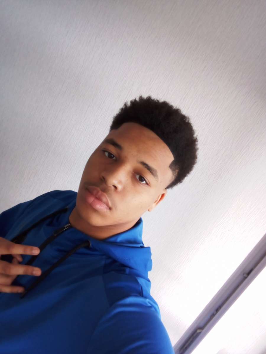 Colton - Sex friend in Cape Girardeau Profile of Colton, 24, Sex friend in Cape Girardeau (Missouri)