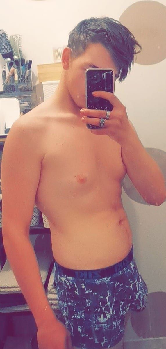 Profile of Beau, 23, Sex friend in Lake Monticello (Virginia)