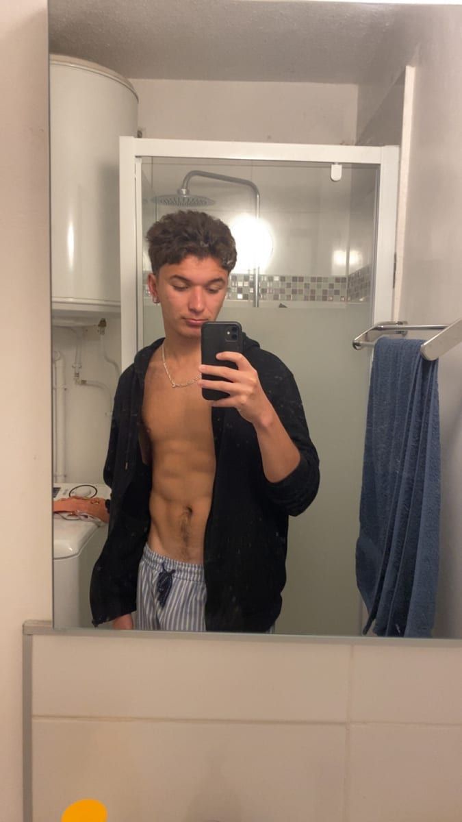 Profile of Mike, 25, Sex friend in Artesia (New Mexico)
