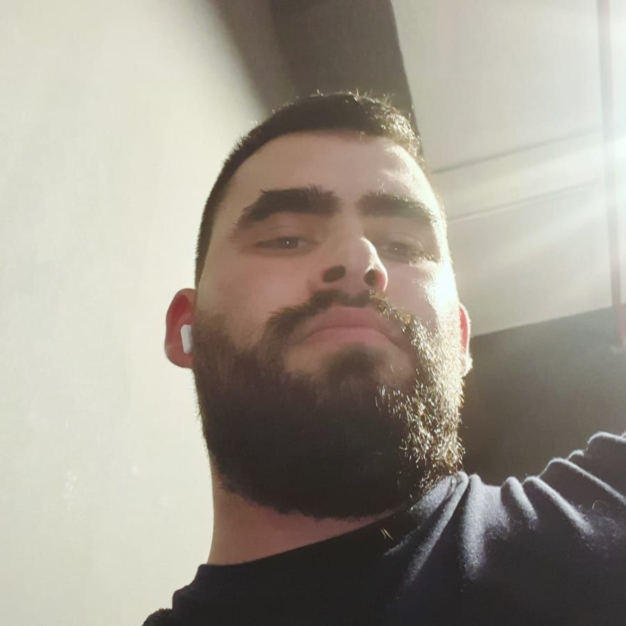 Profile of Bret, 25, Sex friend in Howell (Michigan)