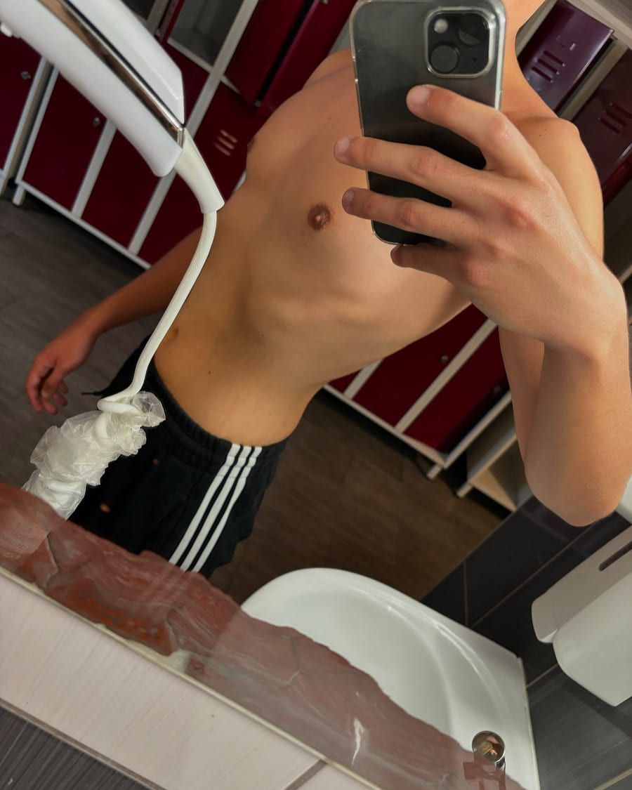 Sawyer - Sex friend in Warren Profile of Sawyer, 36, Sex friend in Warren (Michigan)