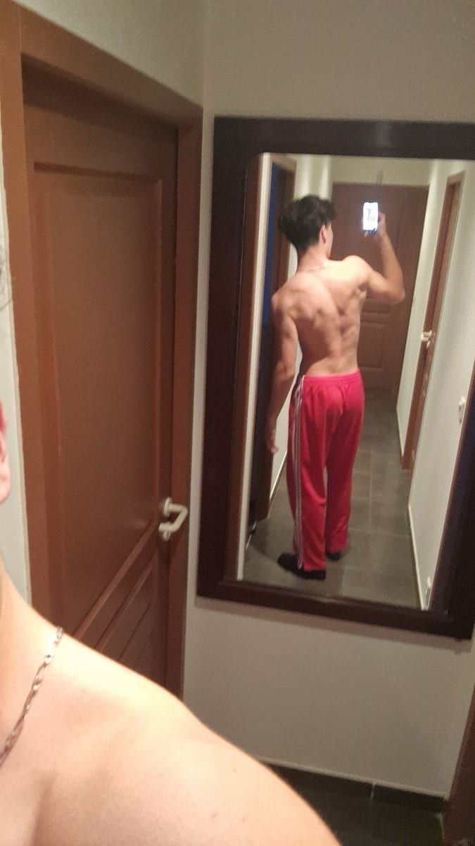 Profile of Eduardo, 28, Sex friend in Devils Lake (North Dakota)